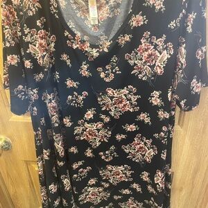LuLaRoe Black and Pink Floral Top